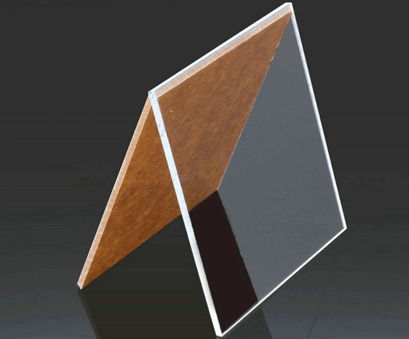 noi-ban-tam-mica-trong-gan-binh-duong